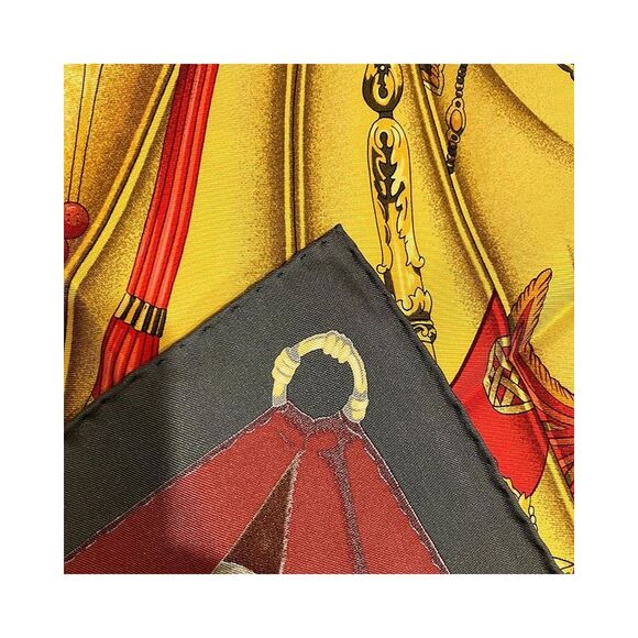 Pre Loved Hermes Silk Scarf with Sun Design in Canvas Material - Picture 7 of 8